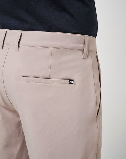 Wanderlust Short 9In Khaki | Travis Mathew