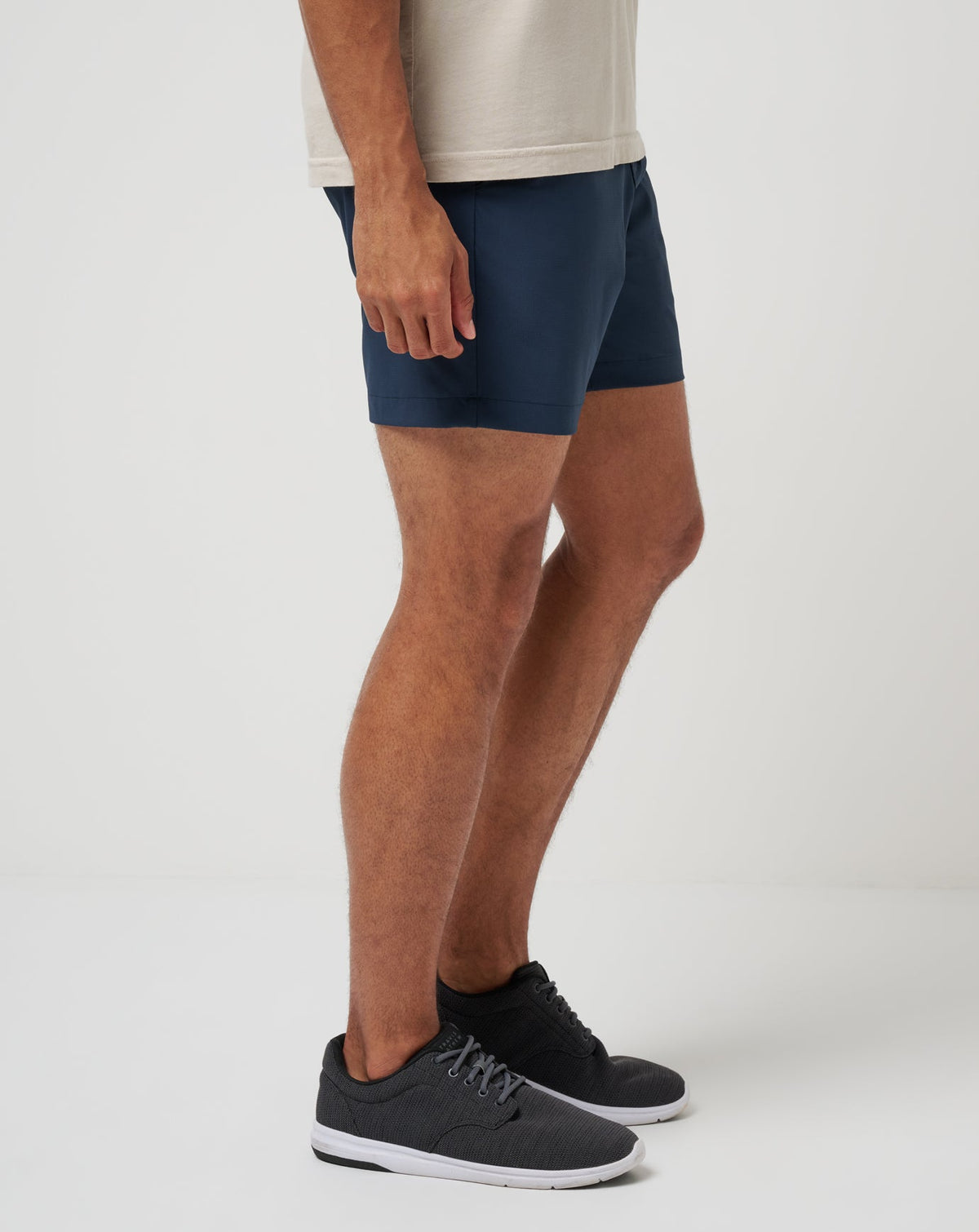 Wanderlust Short 7In Mood Indigo | Travis Mathew