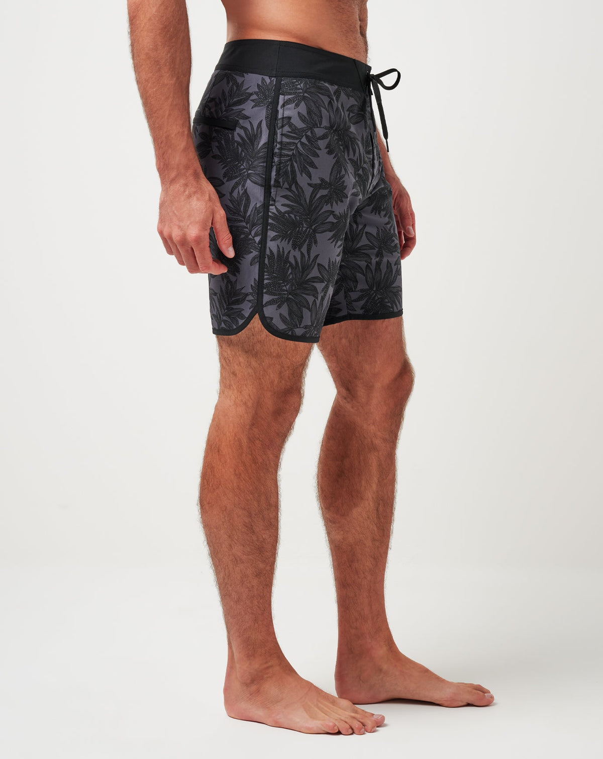 No Wake Zone Boardshort Black | Travis Mathew