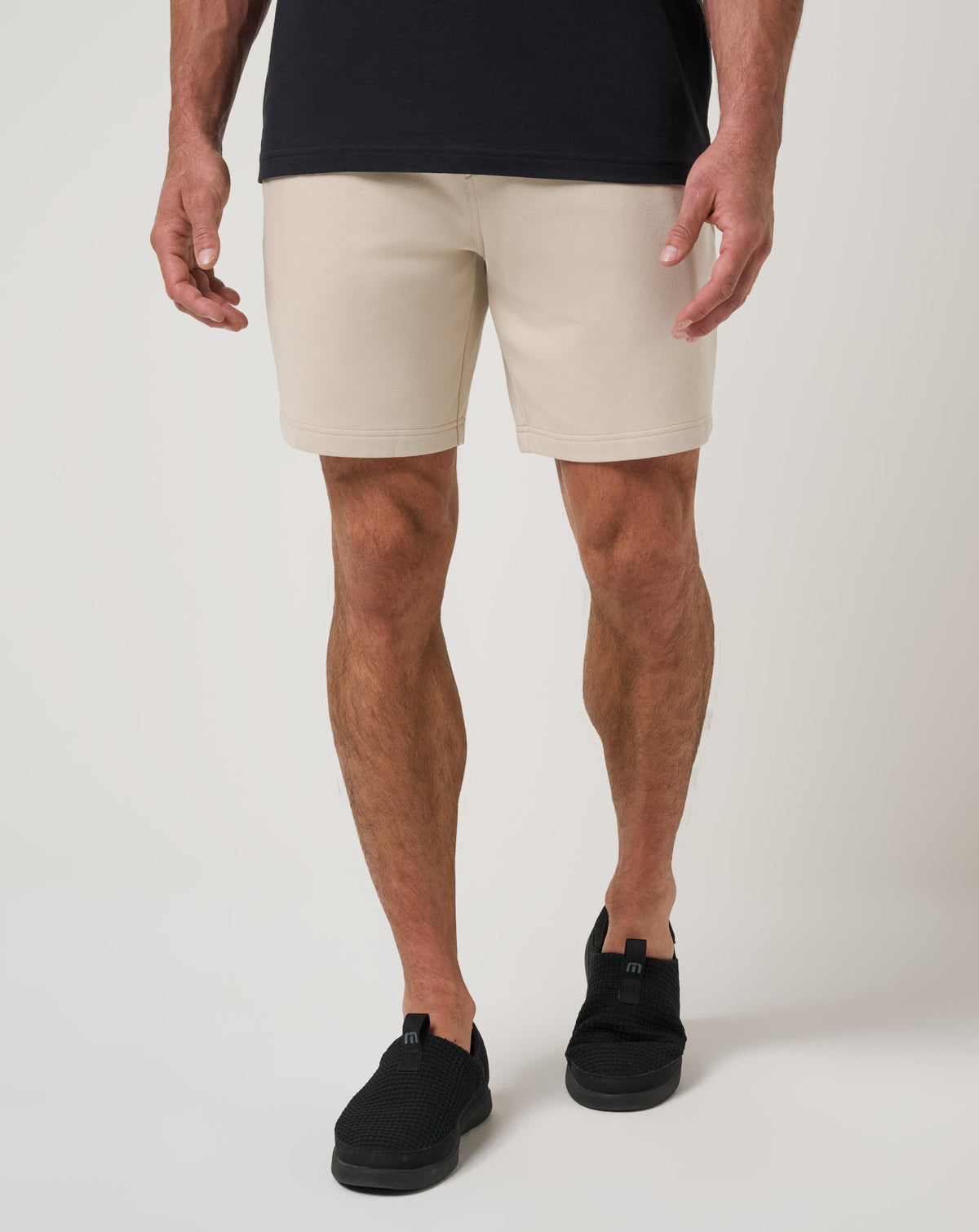 Shot Maker Cloud Short Italian Sand | Travis Mathew