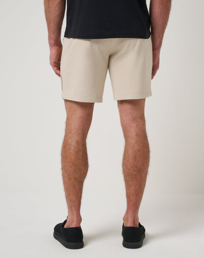 Shot Maker Cloud Short Italian Sand | Travis Mathew