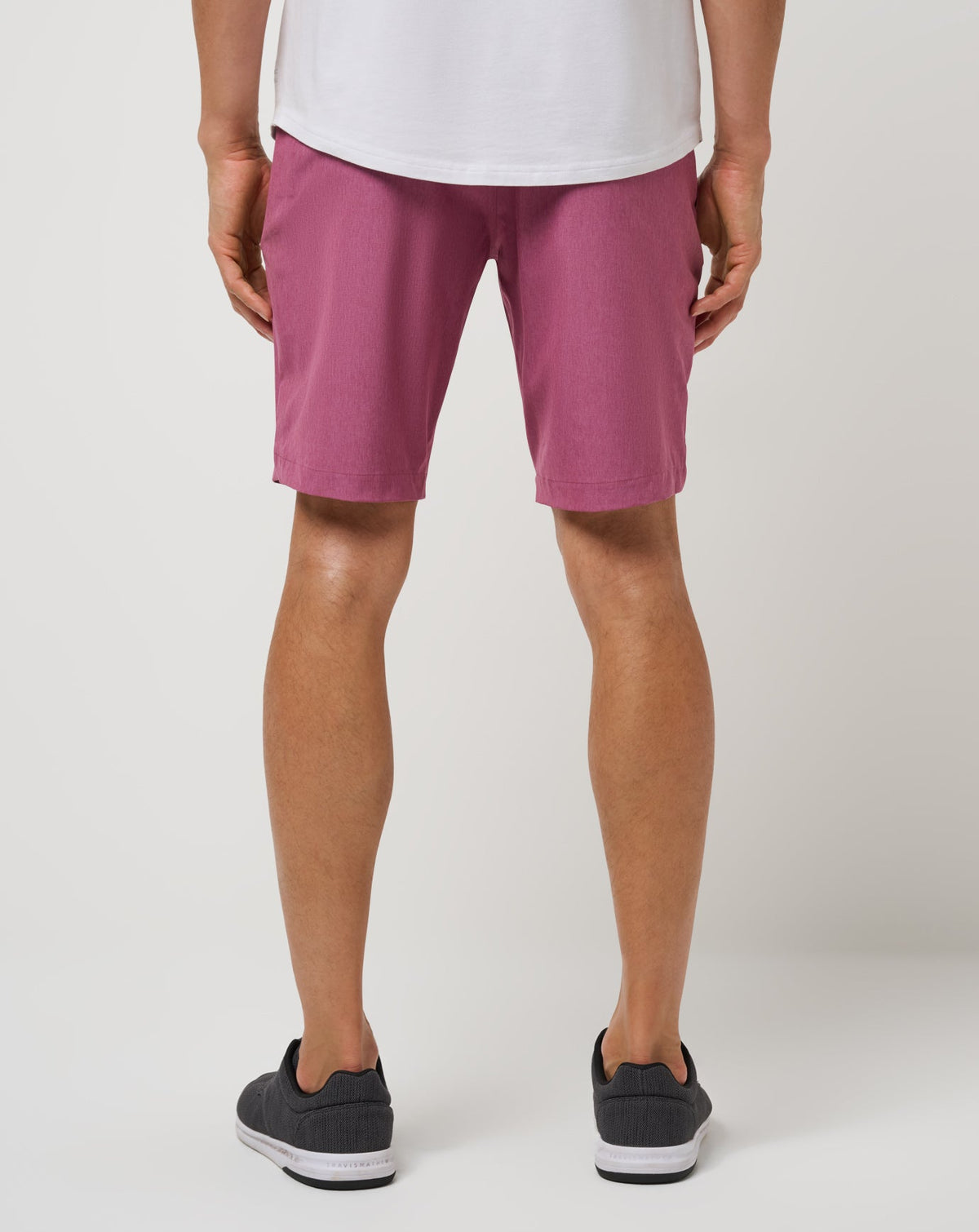 Overhead Compartment Short 10In Damson | Travis Mathew