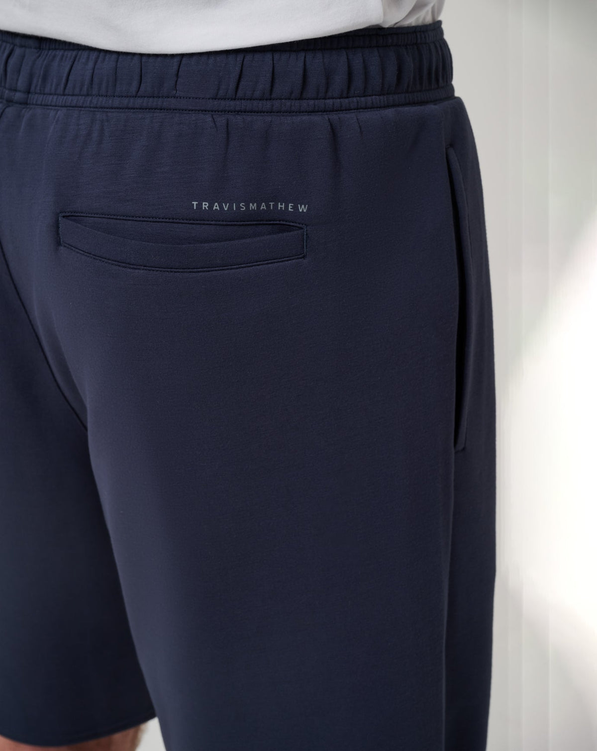 Fibercloud Short 8In Total Eclipse | Travis Mathew