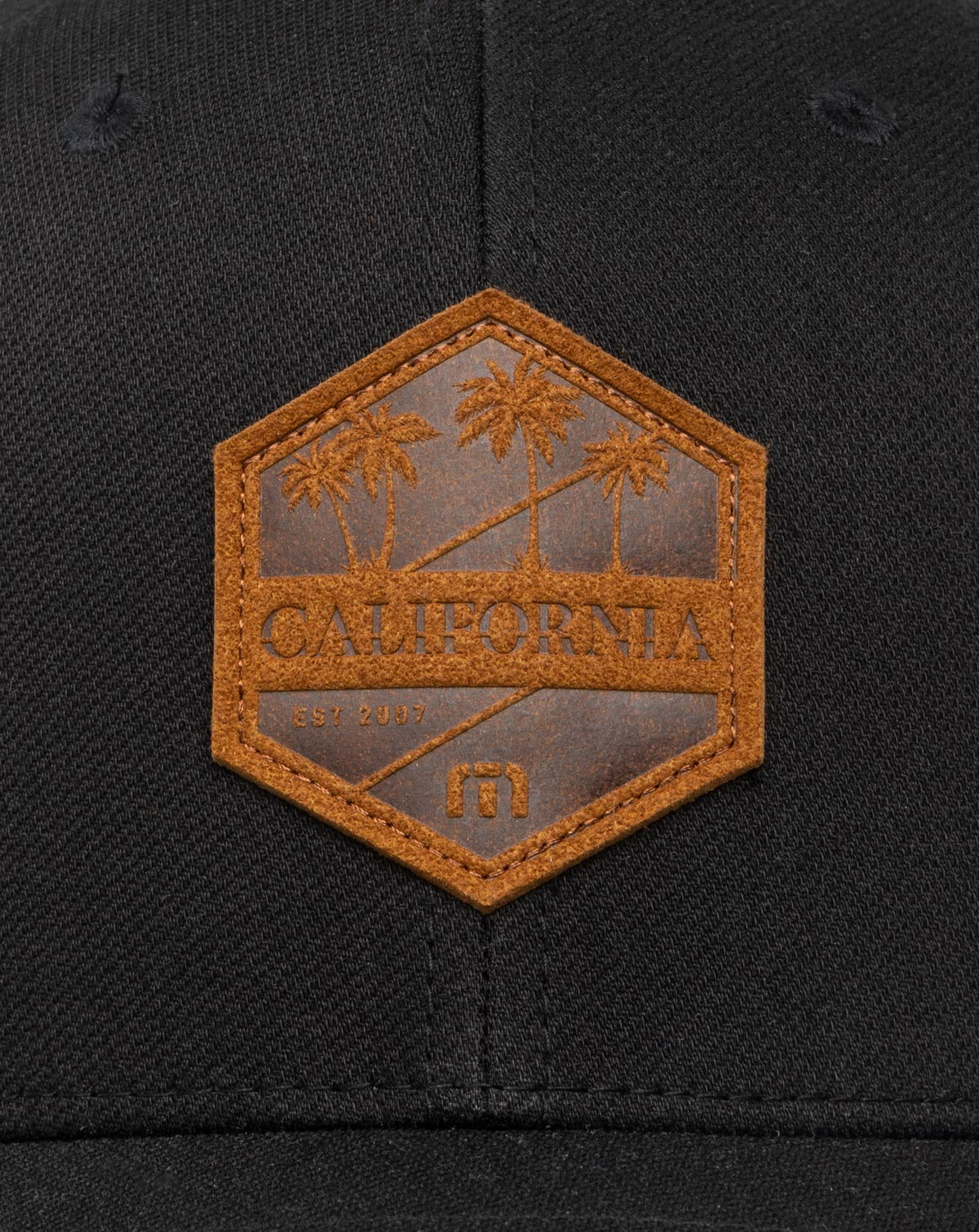 Kirby Cove Snapback Hat Black | Travis Mathew