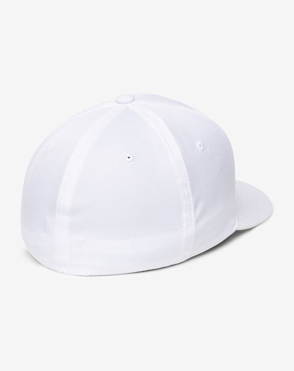 In The Line Up Fitted Hat White | Travis Mathew