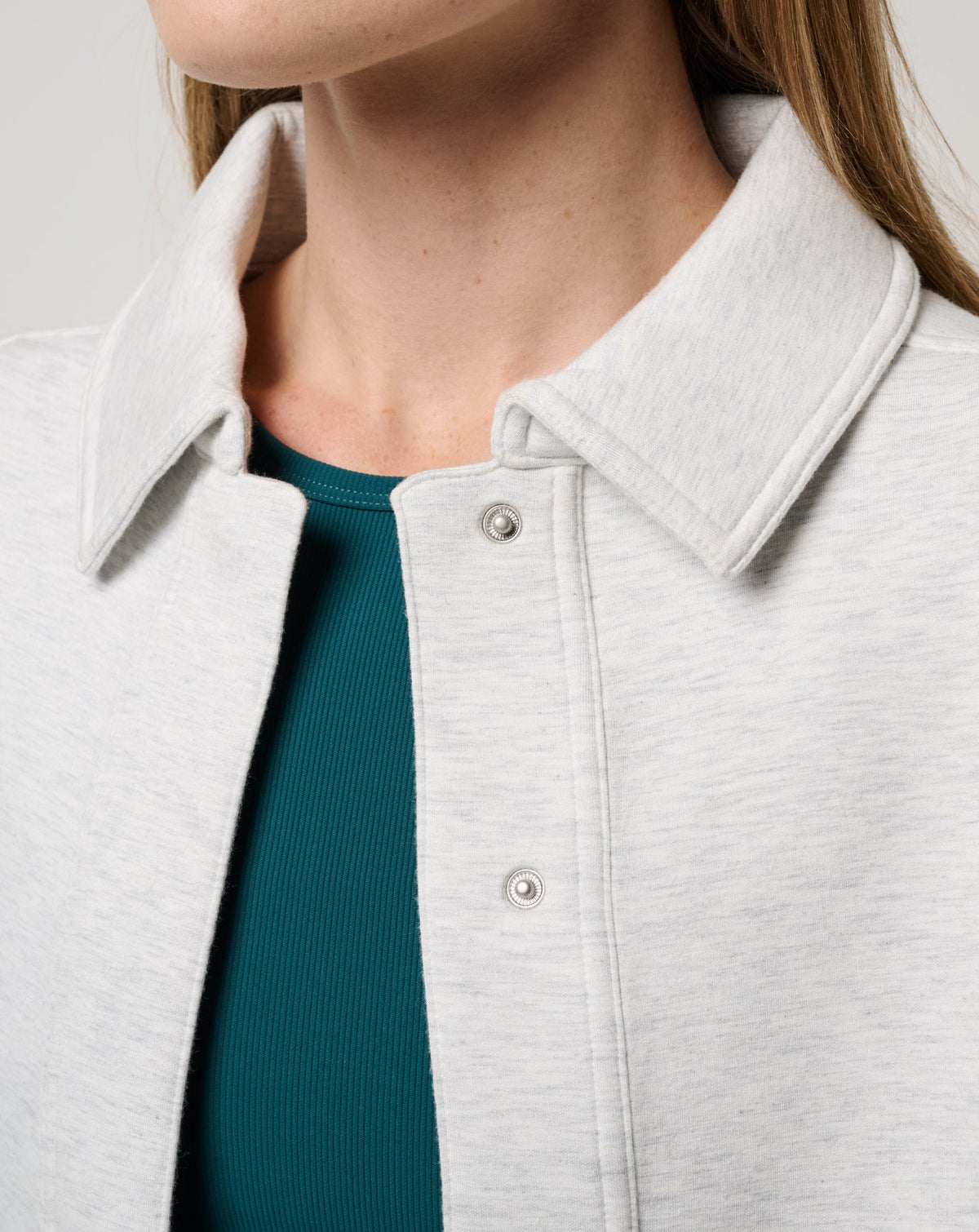 Cloudscape Button Down Heather Light Grey | Travis Mathew