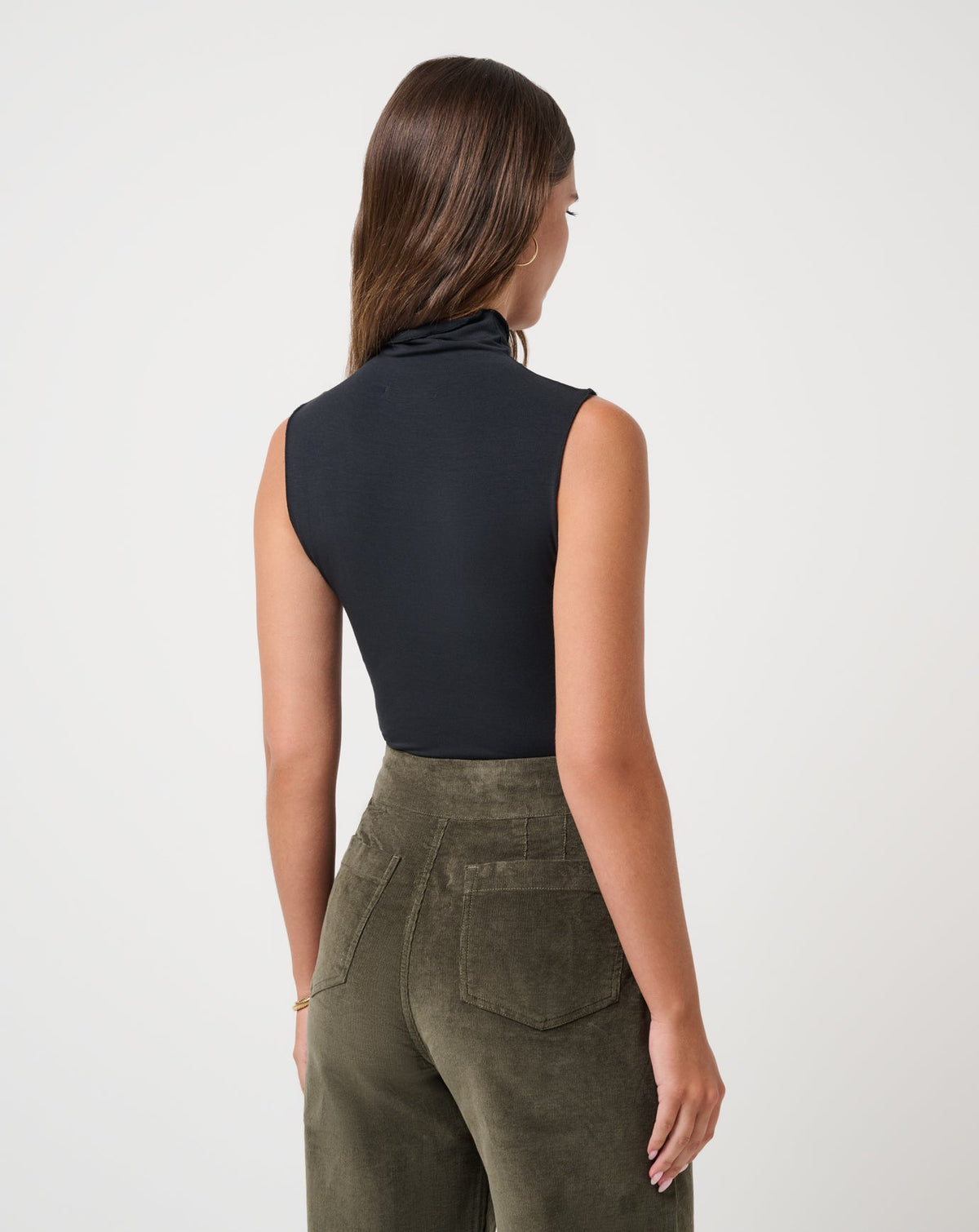 Captivate Mock Neck Top Black | Travis Mathew
