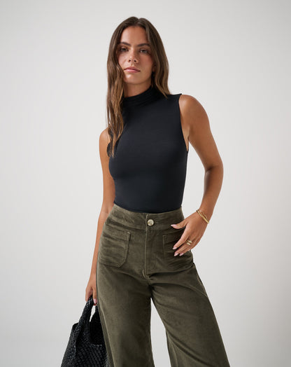 Captivate Mock Neck Top Black | Travis Mathew