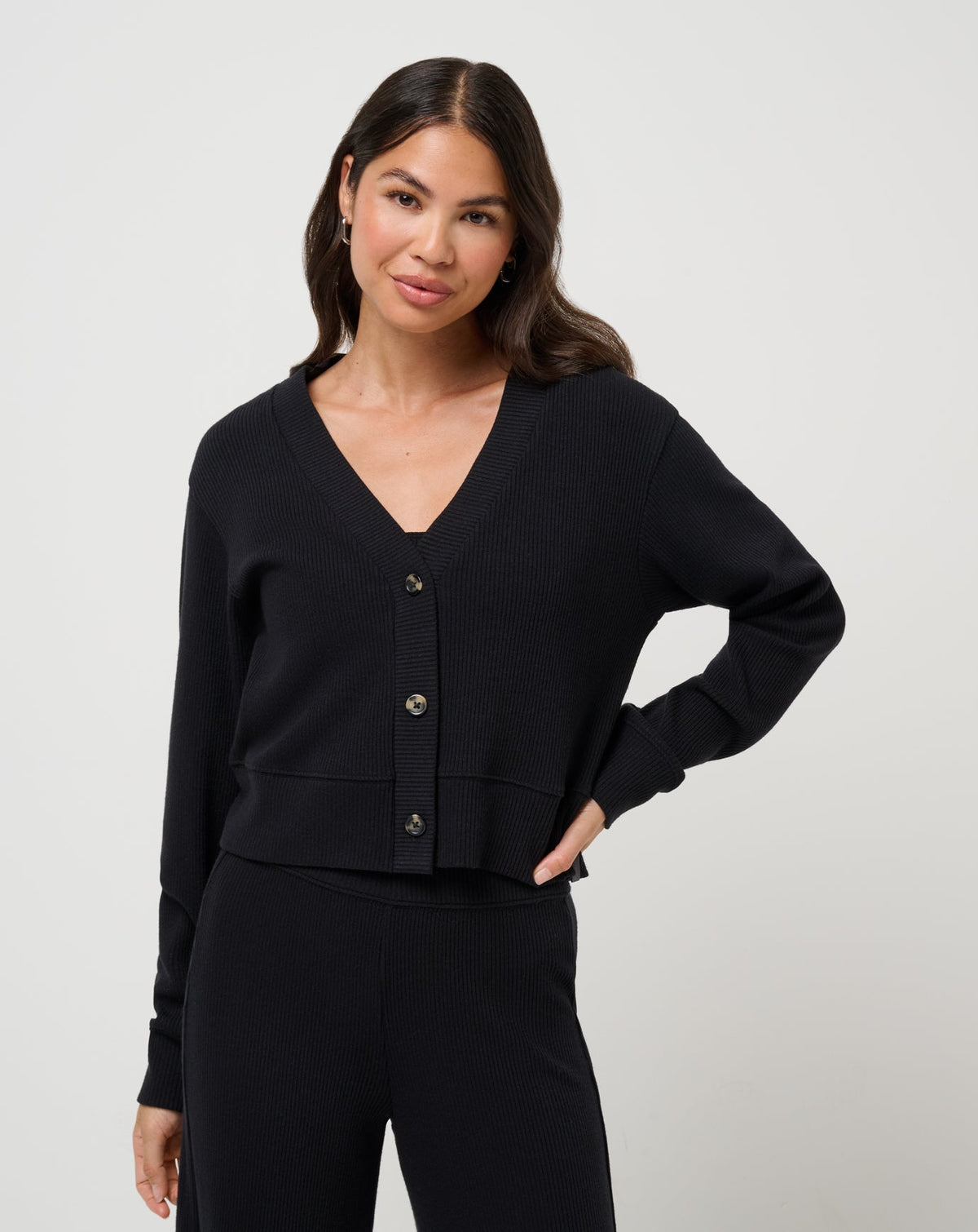 Evening Retreat Cardigan Black | Travis Mathew