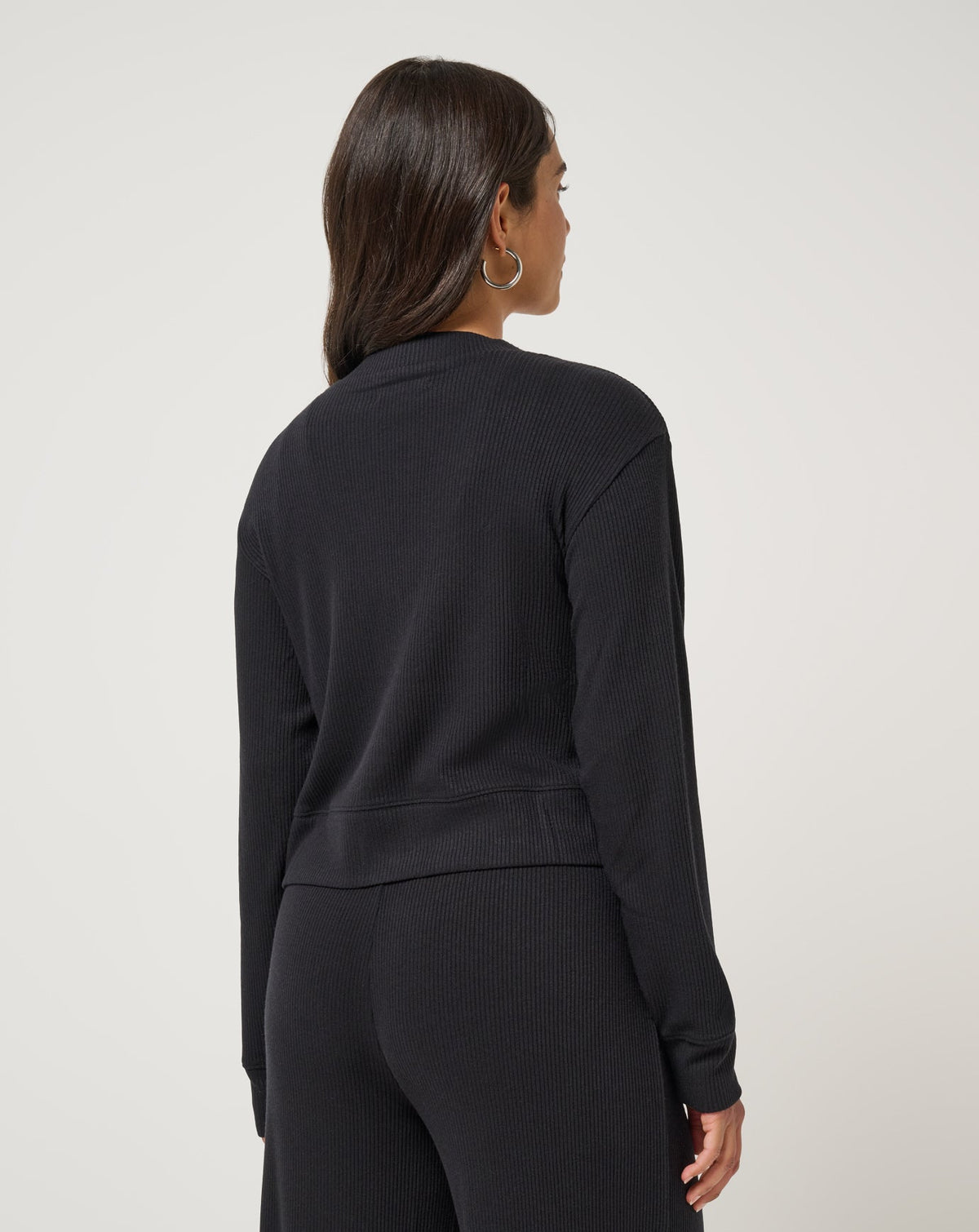 Evening Retreat Cardigan Black | Travis Mathew
