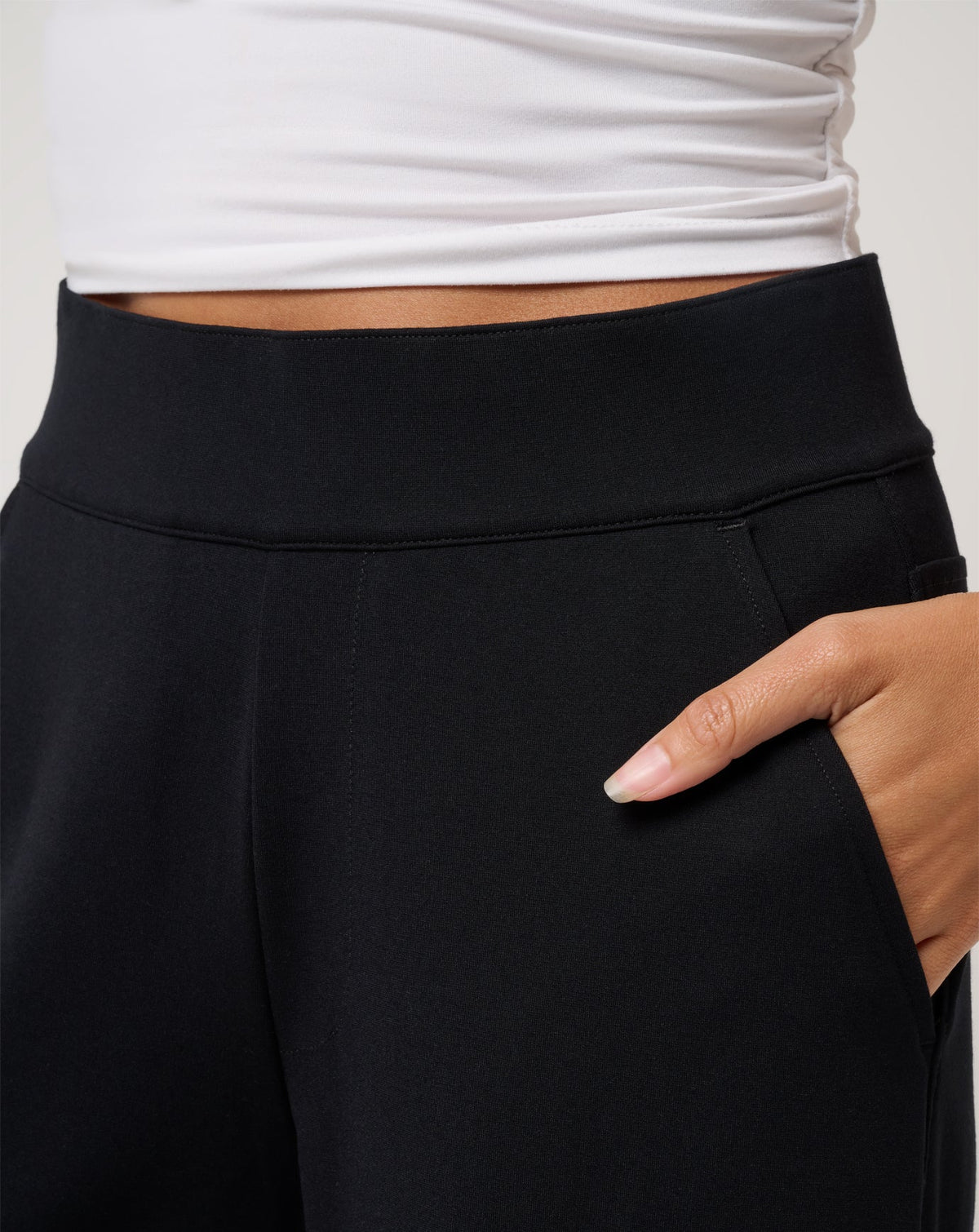 Friday Doubleknit Utility Wide Leg Pant Black | Travis Mathew