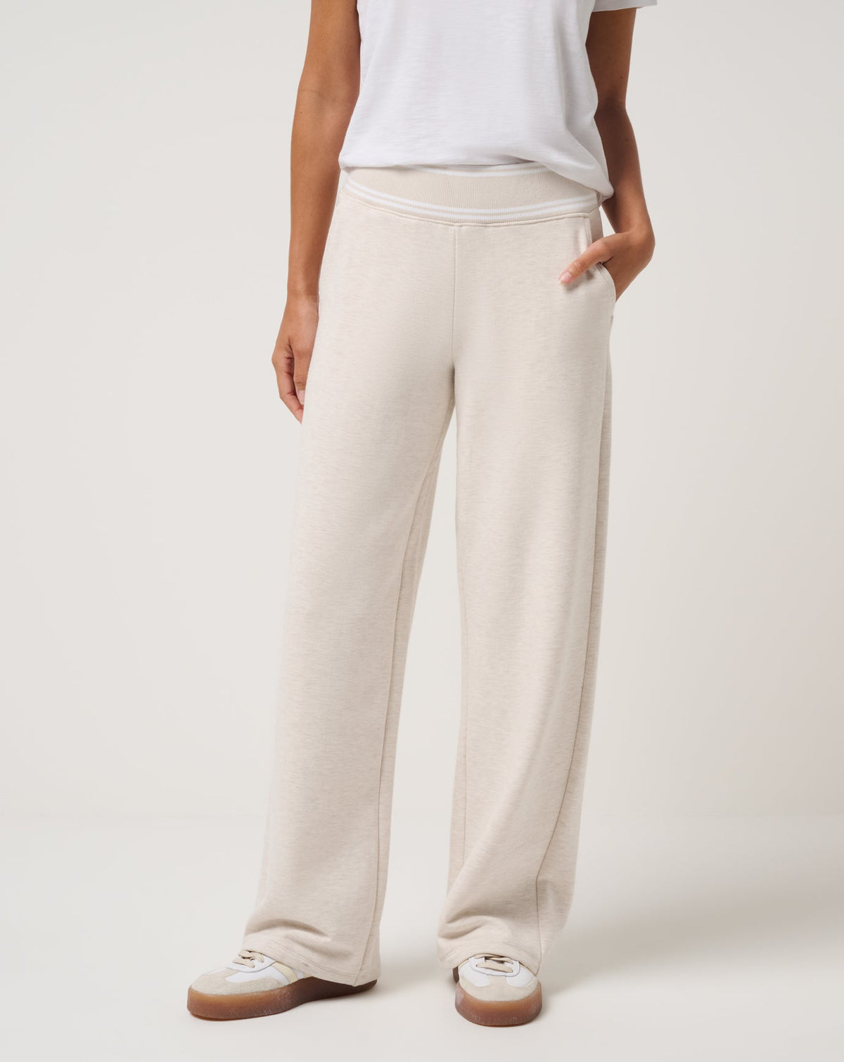 Cloud Fleece Clubside Wide Leg Pant Heather Brazillian Sand | Travis Mathew