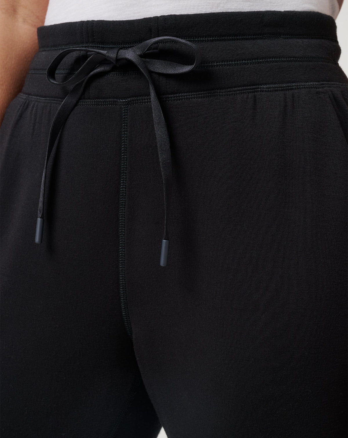 Skyloft Soft Ankle Pant Black | Travis Mathew