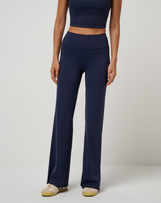 Moveknit Bonded Pant Navy Blazer | Travis Mathew