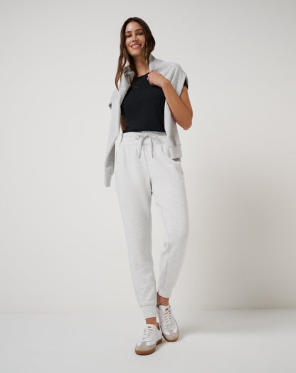 Skyloft Soft Jogger Heather Light Grey | Travis Mathew