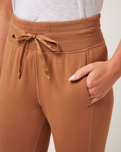 Skyloft Soft Jogger Chestnut | Travis Mathew