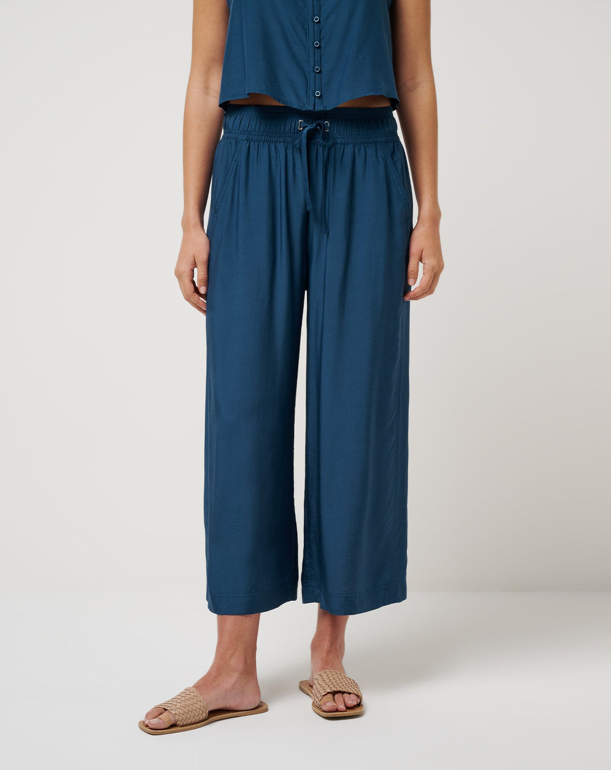 Savanna Cropped Wide Leg Pant Poseidon | Travis Mathew