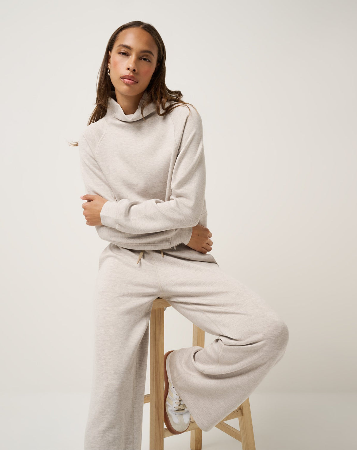 Skyloft Soft Wide Leg Pant Heather Savannah Tan | Travis Mathew