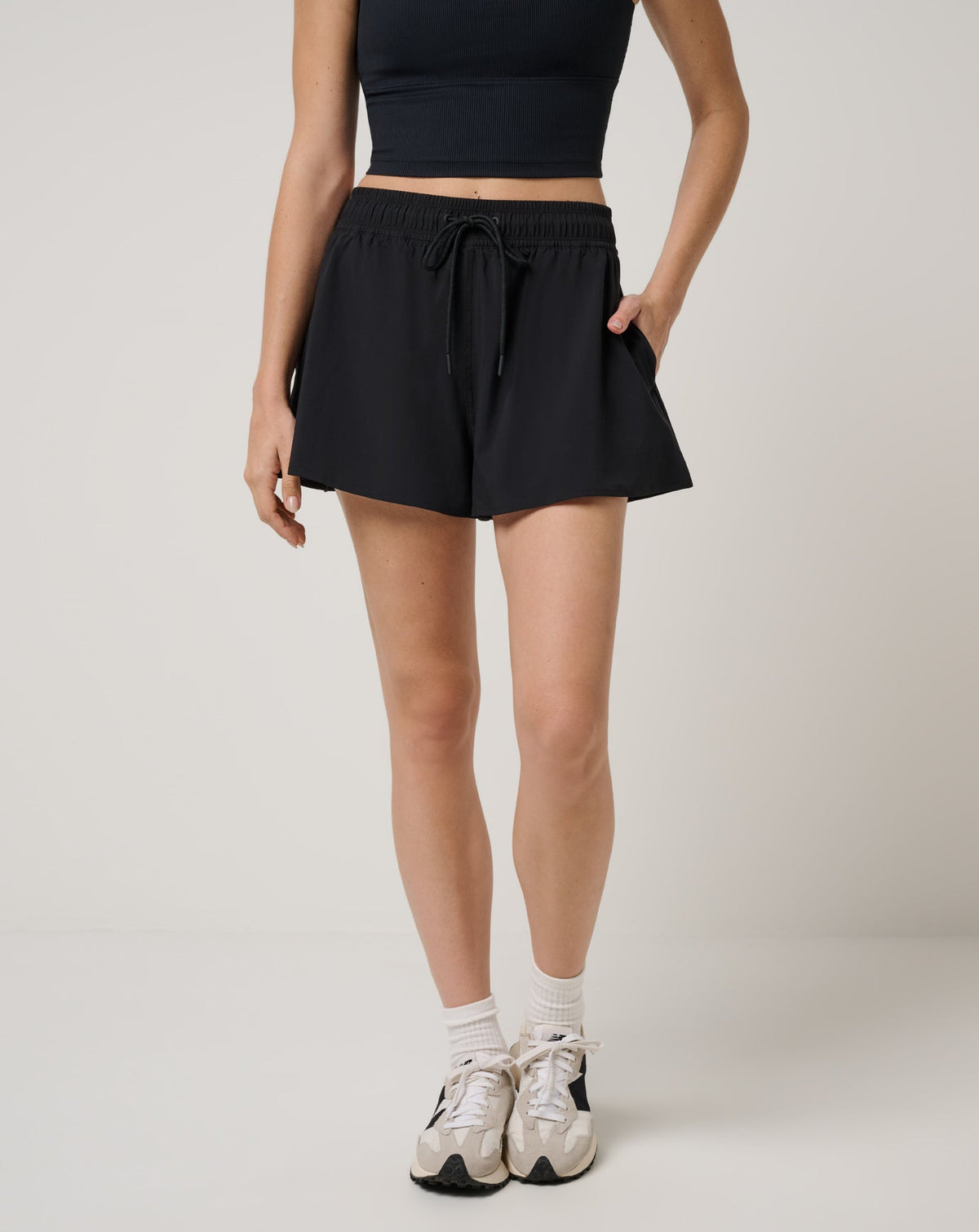 Breezeblend Challenger Short Black | Travis Mathew