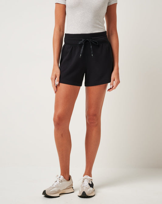Skyloft Soft Tie Short Black | Travis Mathew