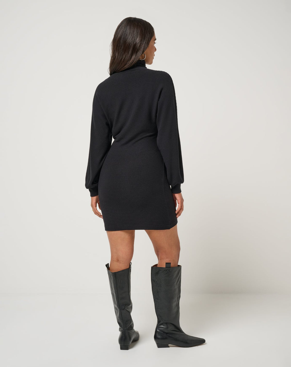 Evening Retreat Dress Black | Travis Mathew