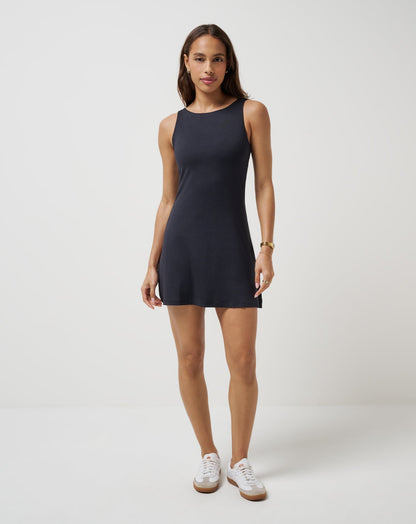 Skyloft Light Skyline Dress Heather Black | Travis Mathew