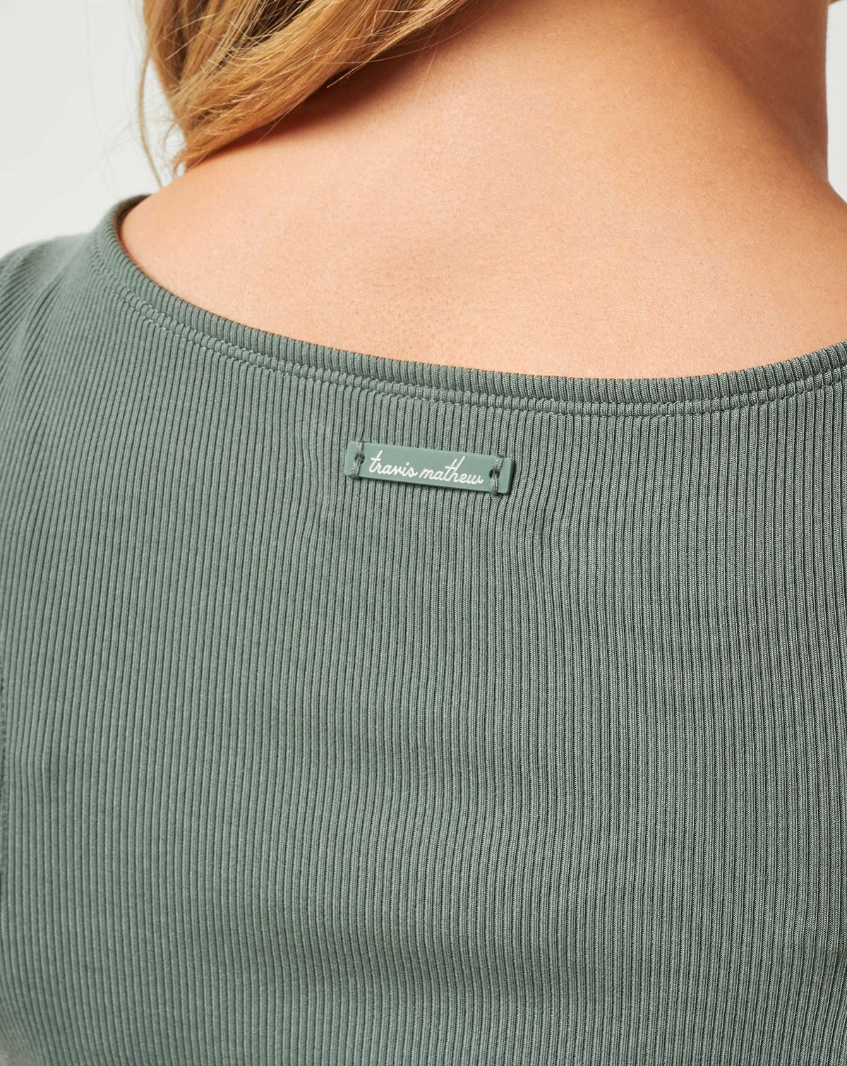 Cloud Rib Hadley Wood Dress Agave Green | Travis Mathew