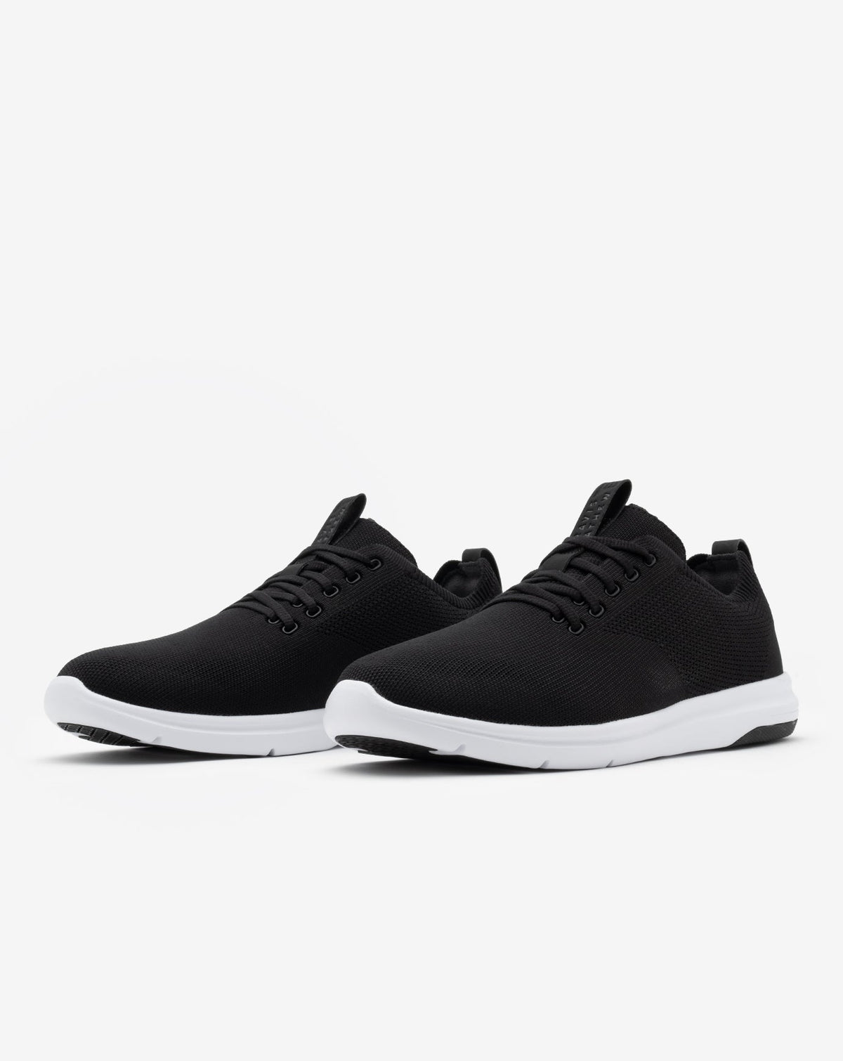 The Daily Lite Shoe Black | Travis Mathew
