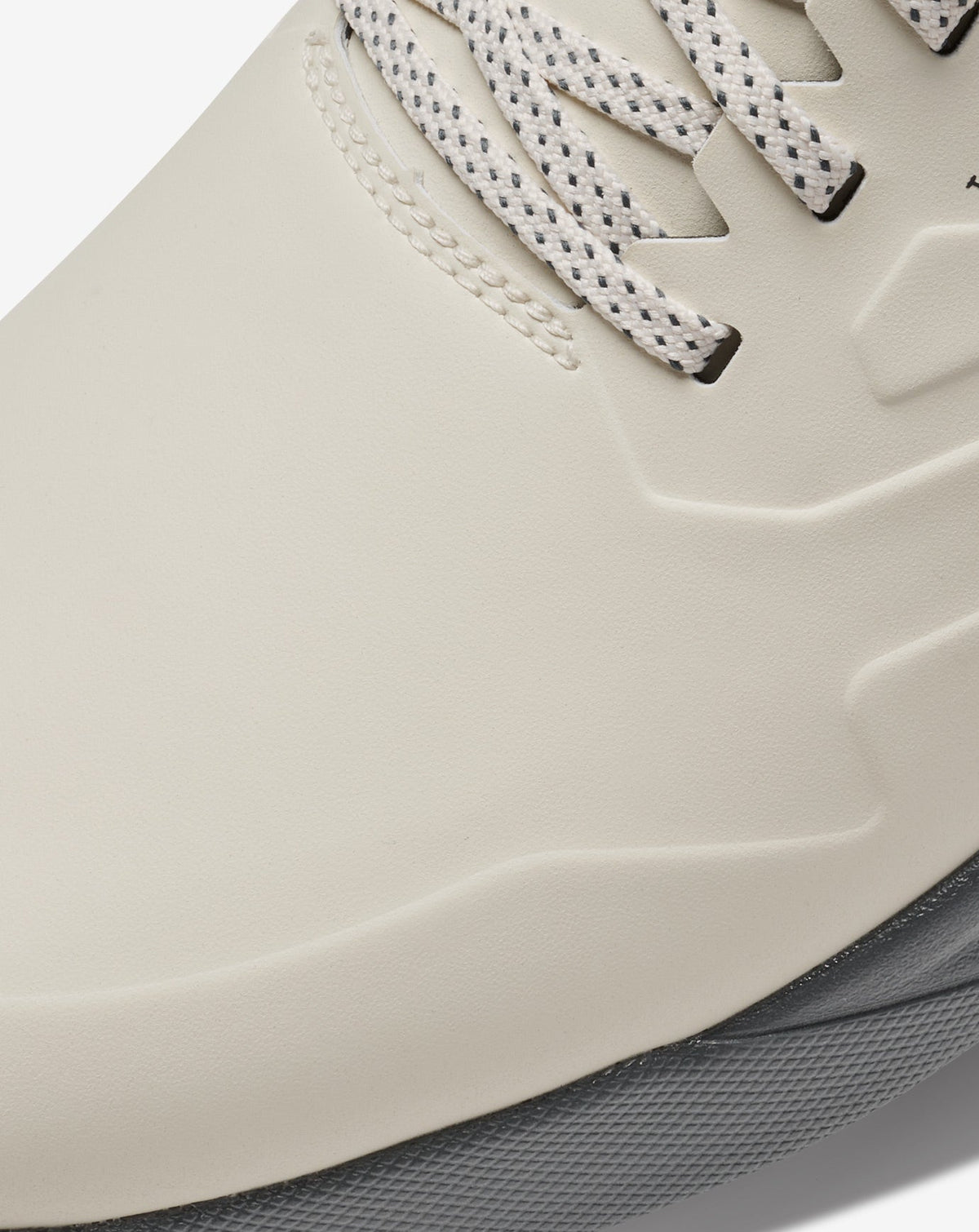 The Daily Pro Plus Golf Shoe Birch/Ebony | Travis Mathew
