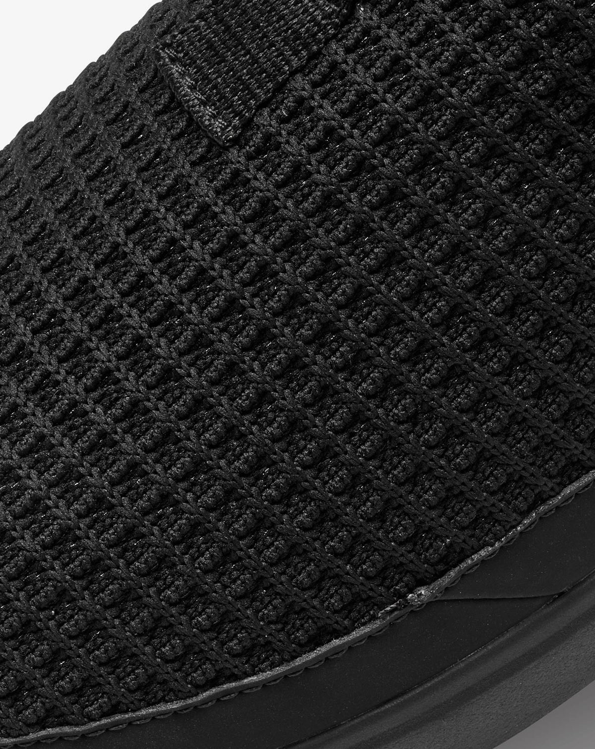 The Modern Lounge Black | Travis Mathew