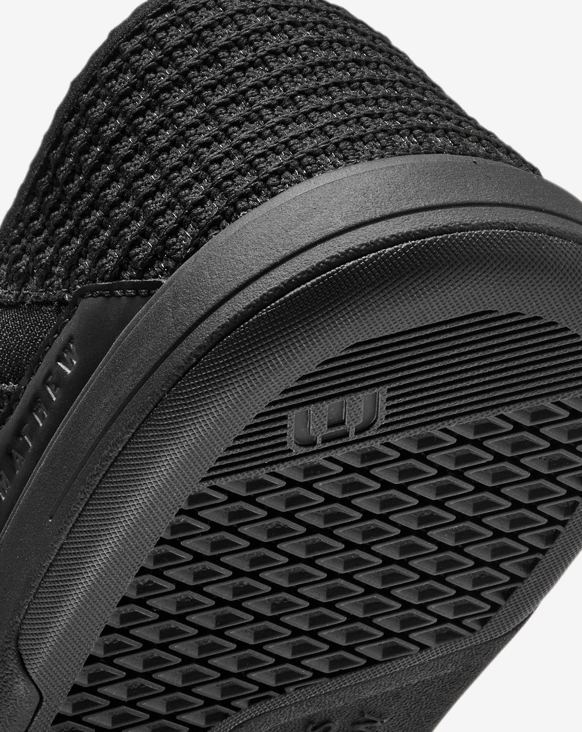The Modern Lounge Black | Travis Mathew