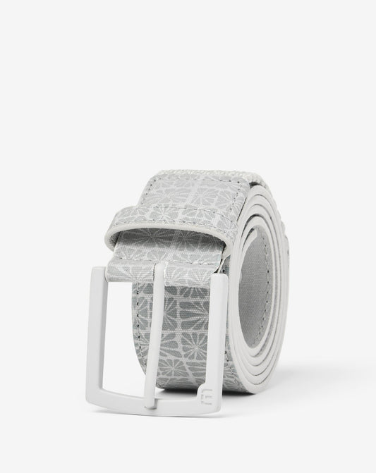 Buried Treasure Hybrid Stretch Belt Micro Chip/White | Travis Mathew