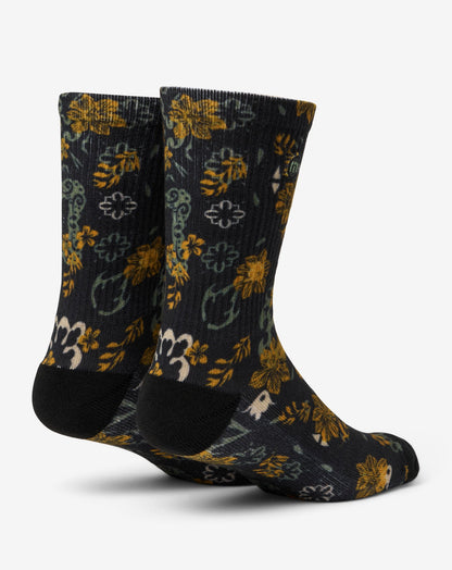 Tapas Bar Crew Sock Black | Travis Mathew