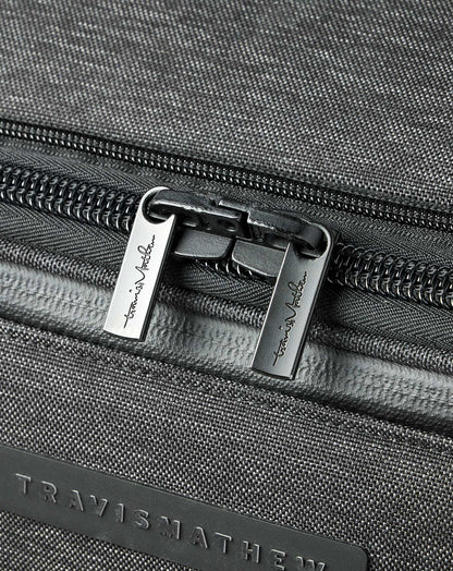 Carry On 2.0 Black/Black | Travis Mathew