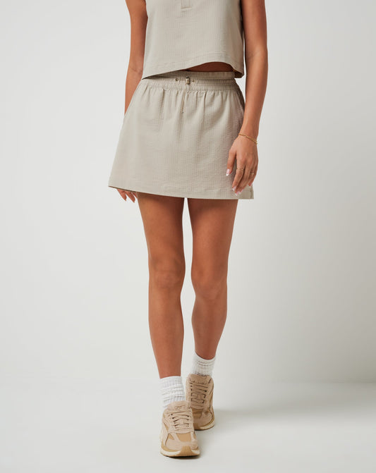 Timeless Breezeblend Skort Island Fossil | Travis Mathew