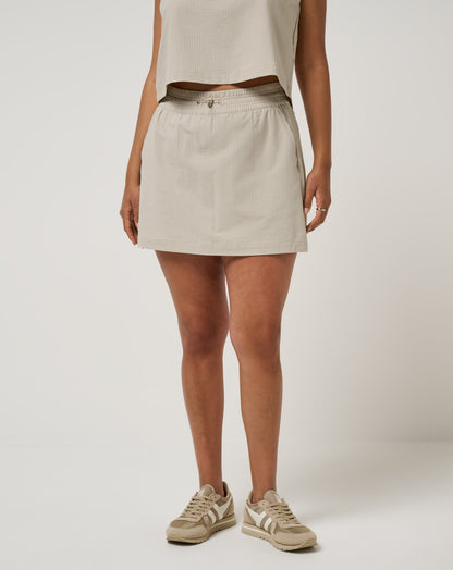 Timeless Breezeblend Skort Island Fossil | Travis Mathew