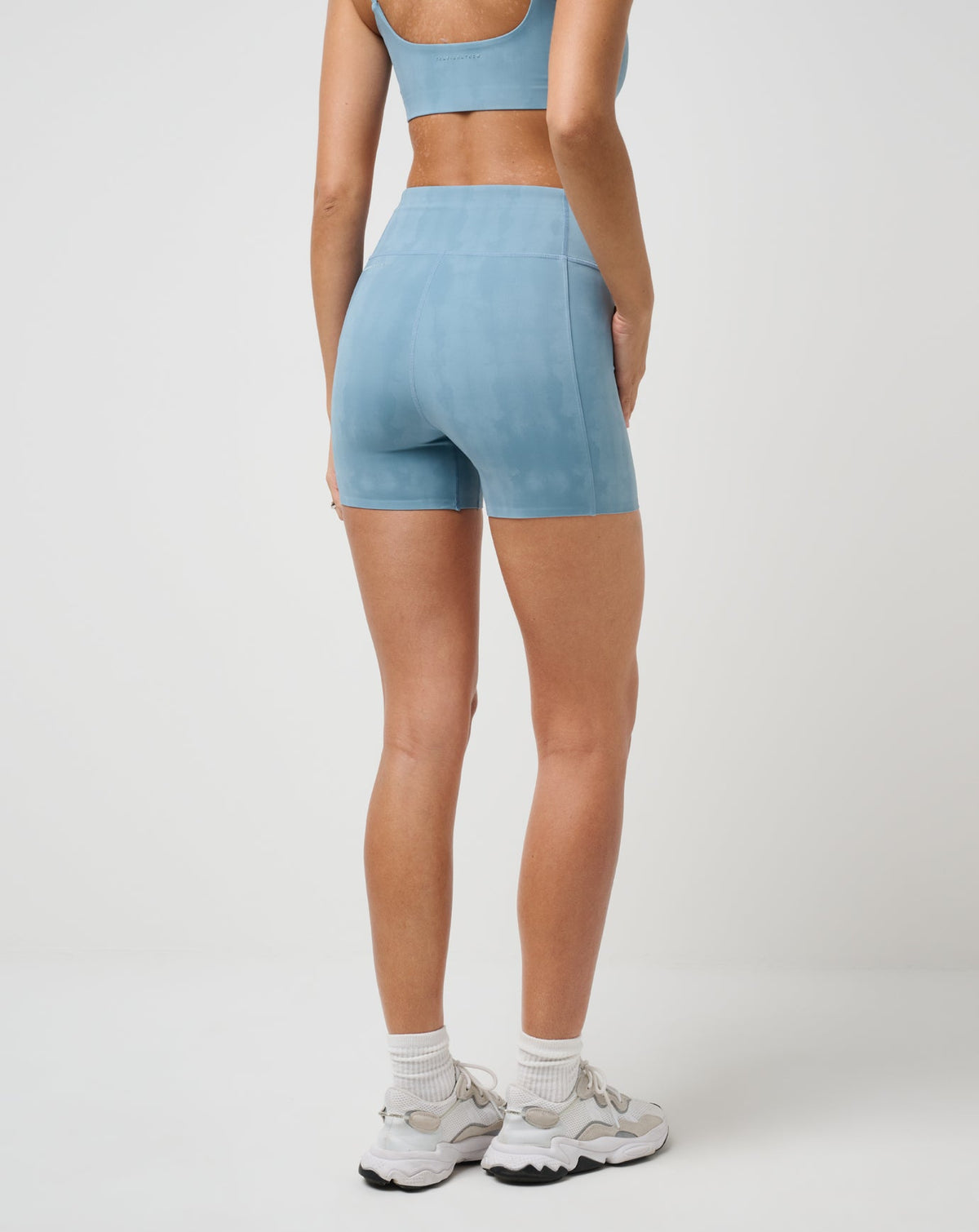 Moveknit Bonded Short Smoke Blue Multi | Travis Mathew
