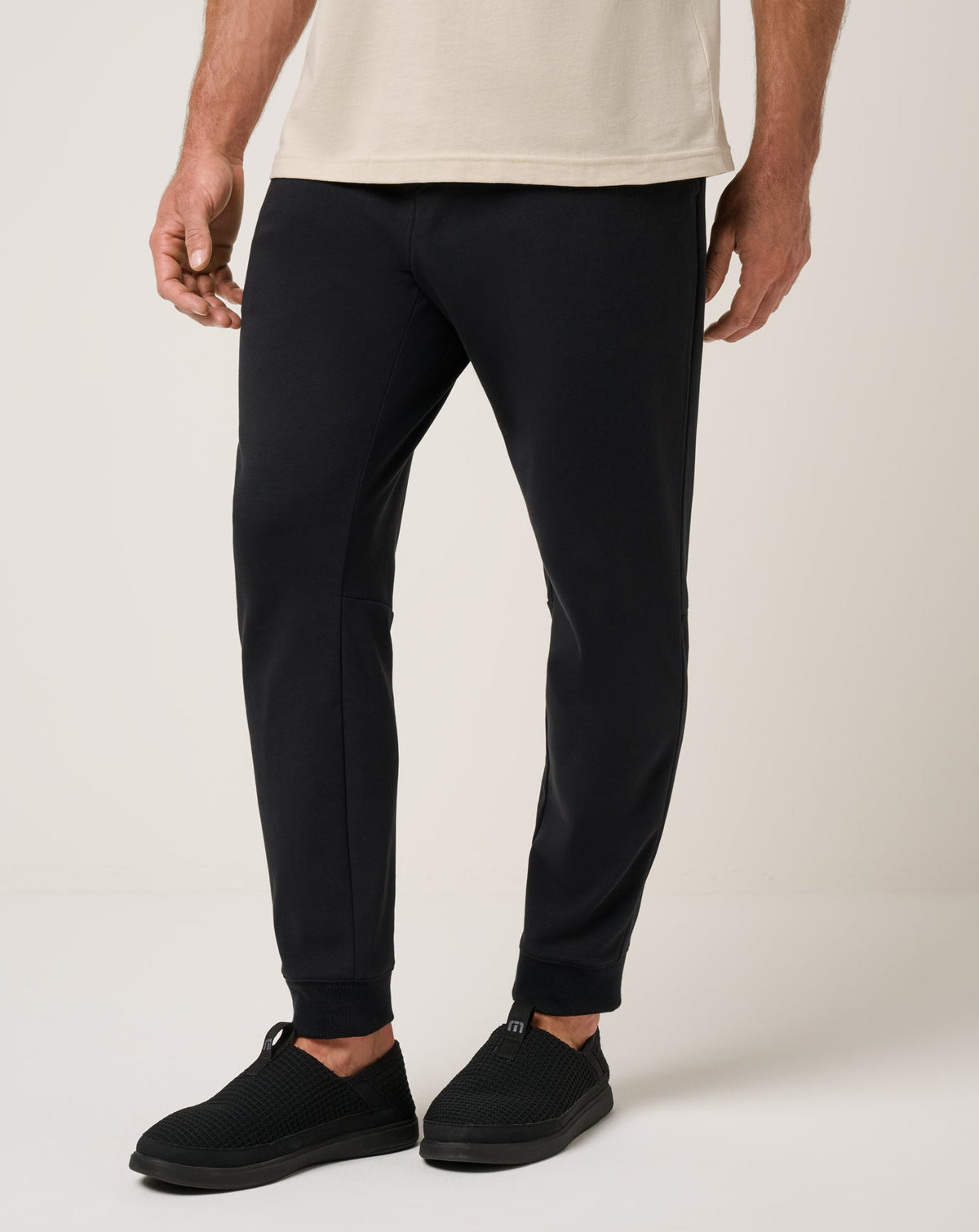 Shot Maker Cloud Pant Black | Travis Mathew