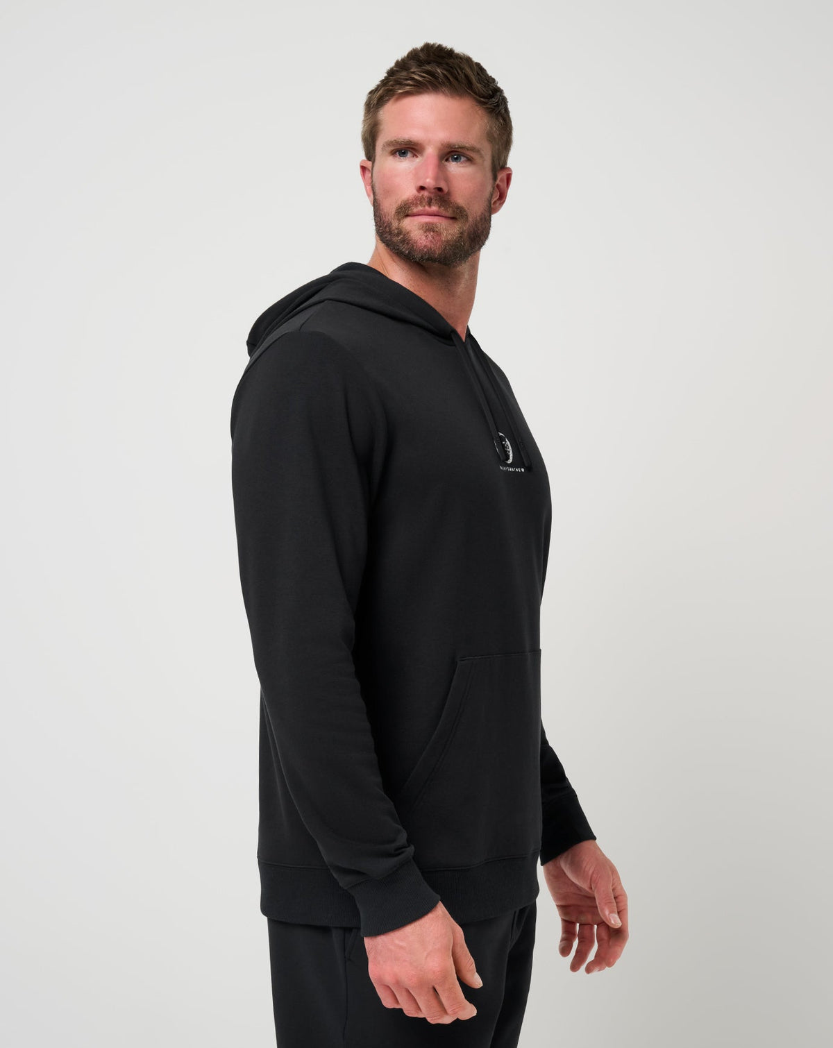 Shot Maker Cloud Hoodie Black | Travis Mathew