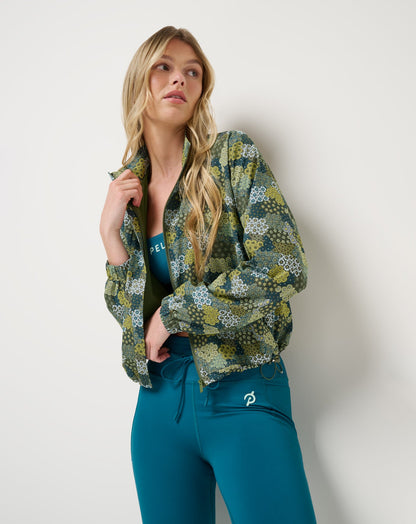 New Light Jacket Bronze Green Multi | Travis Mathew