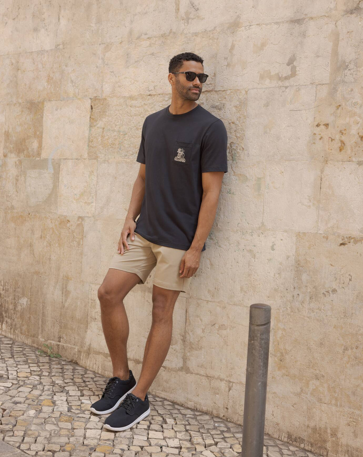 Lost Cave Pocket Tee Black | Travis Mathew