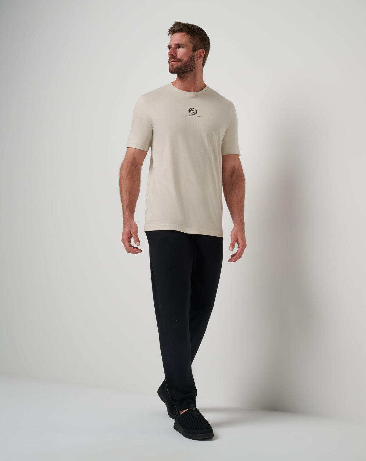 Shot Maker Tee Italian Sand | Travis Mathew
